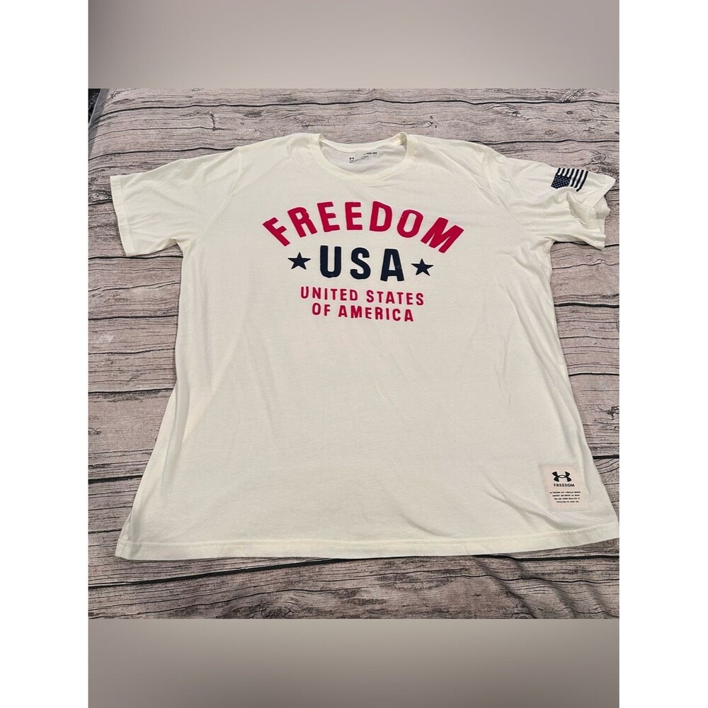 Under Armour Creamy White Freedom USA Graphic Tee Size 3X Loose Fit Patriotic